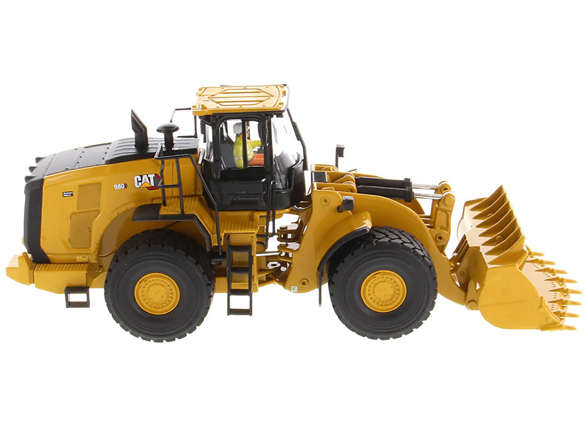 CAT Caterpillar 980 Wheel Loader Yellow with Operator "High Line Series" 1/50 Diecast Model