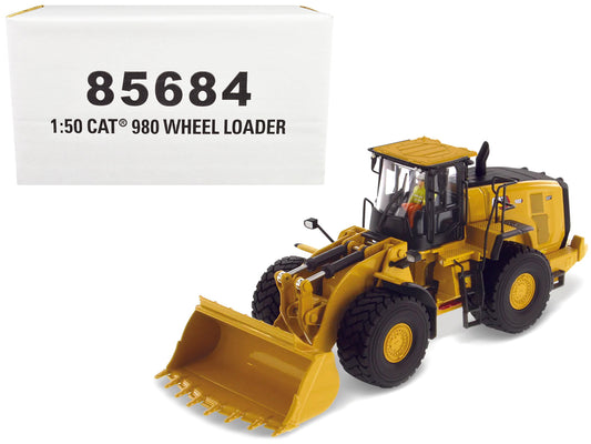 CAT Caterpillar 980 Wheel Loader Yellow with Operator "High Line Series" 1/50 Diecast Model