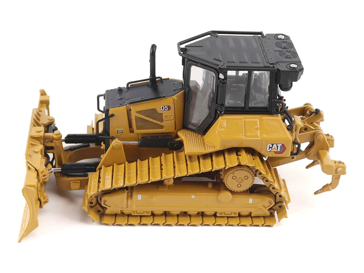 CAT Caterpillar D5 LGP Track-Type Dozer Yellow "High Line" Series 1/50 Diecast Model