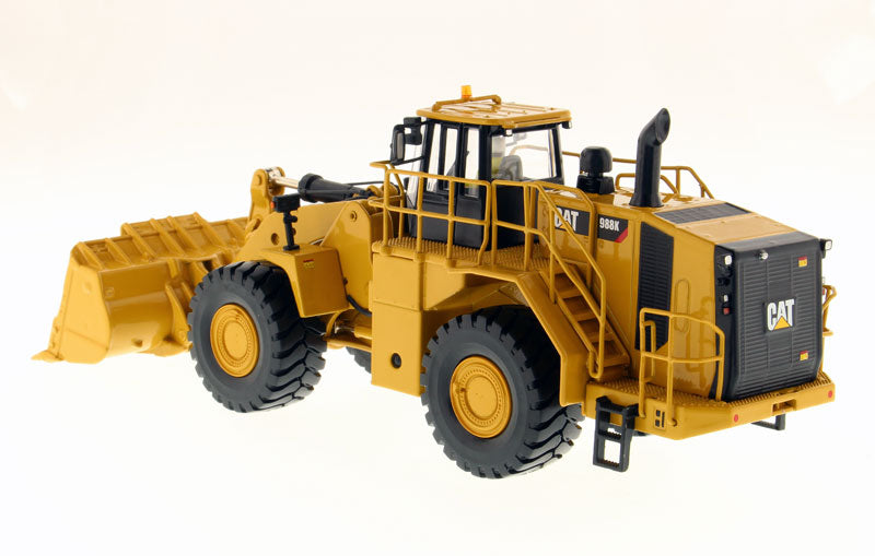 CAT Caterpillar 988K Wheel Loader with Operator "High Line Series" 1/50 Diecast Model