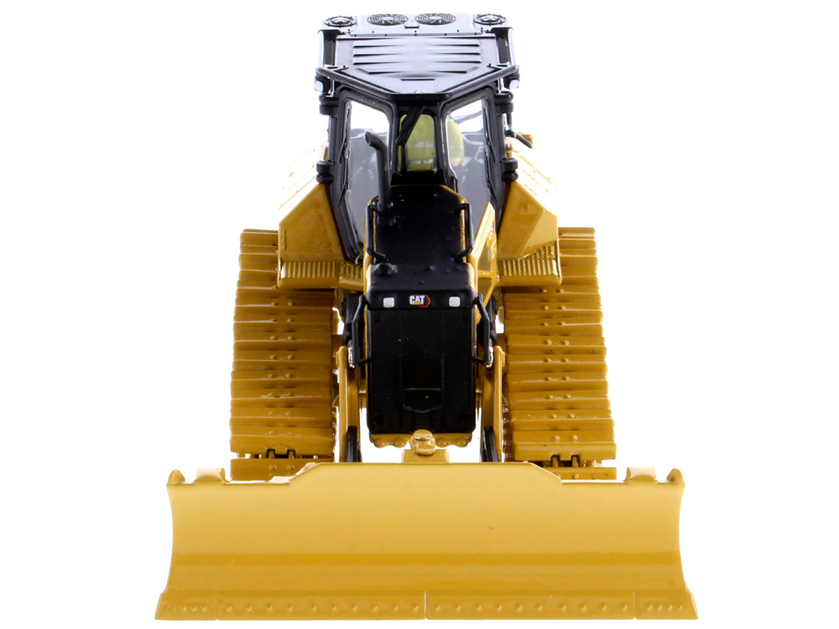 CAT Caterpillar D5 LGP VPAT Track Type Tractor Dozer Yellow with Operator "High Line" Series 1/50 Diecast Model
