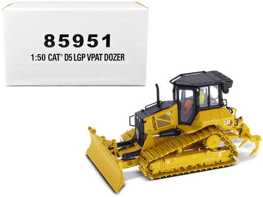 CAT Caterpillar D5 LGP VPAT Track Type Tractor Dozer Yellow with Operator "High Line" Series 1/50 Diecast Model