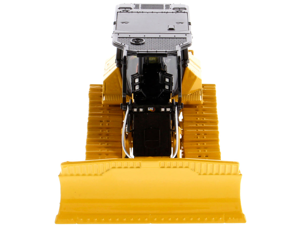 CAT Caterpillar D5 LGP Track Type Tractor Fire Dozer Yellow with Operator "High Line" Series 1/50 Diecast Model