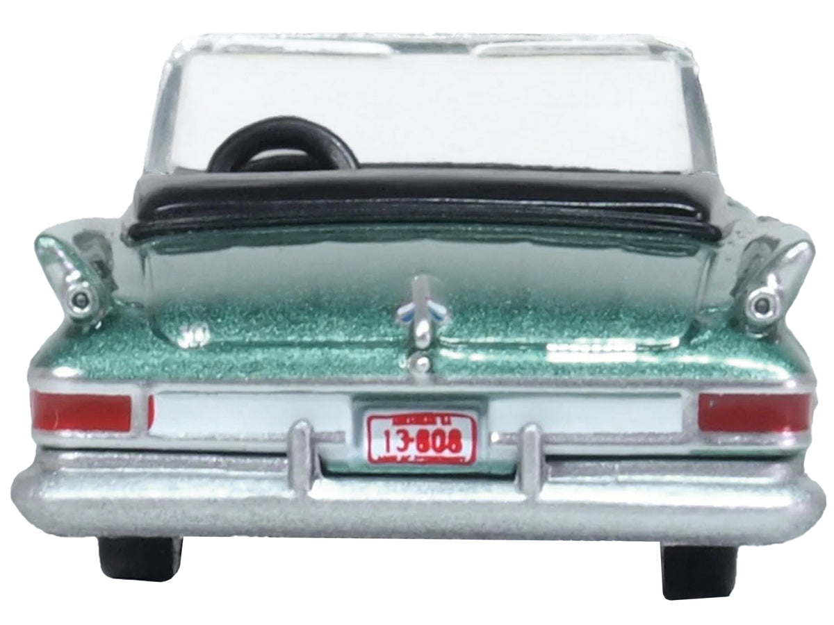 1961 Chrysler 300 Convertible Pinewood Green Metallic 1/87 (HO) Scale Diecast Model Car