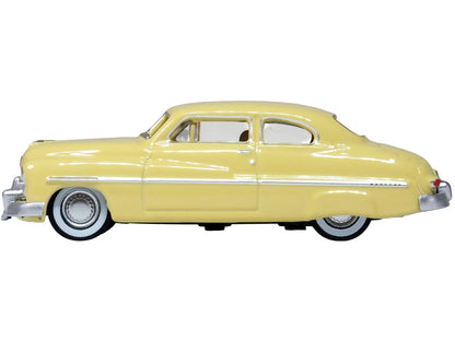 1949 Mercury 8 Coupe Calabash Yellow 1/87 (HO) Scale Diecast Model Car