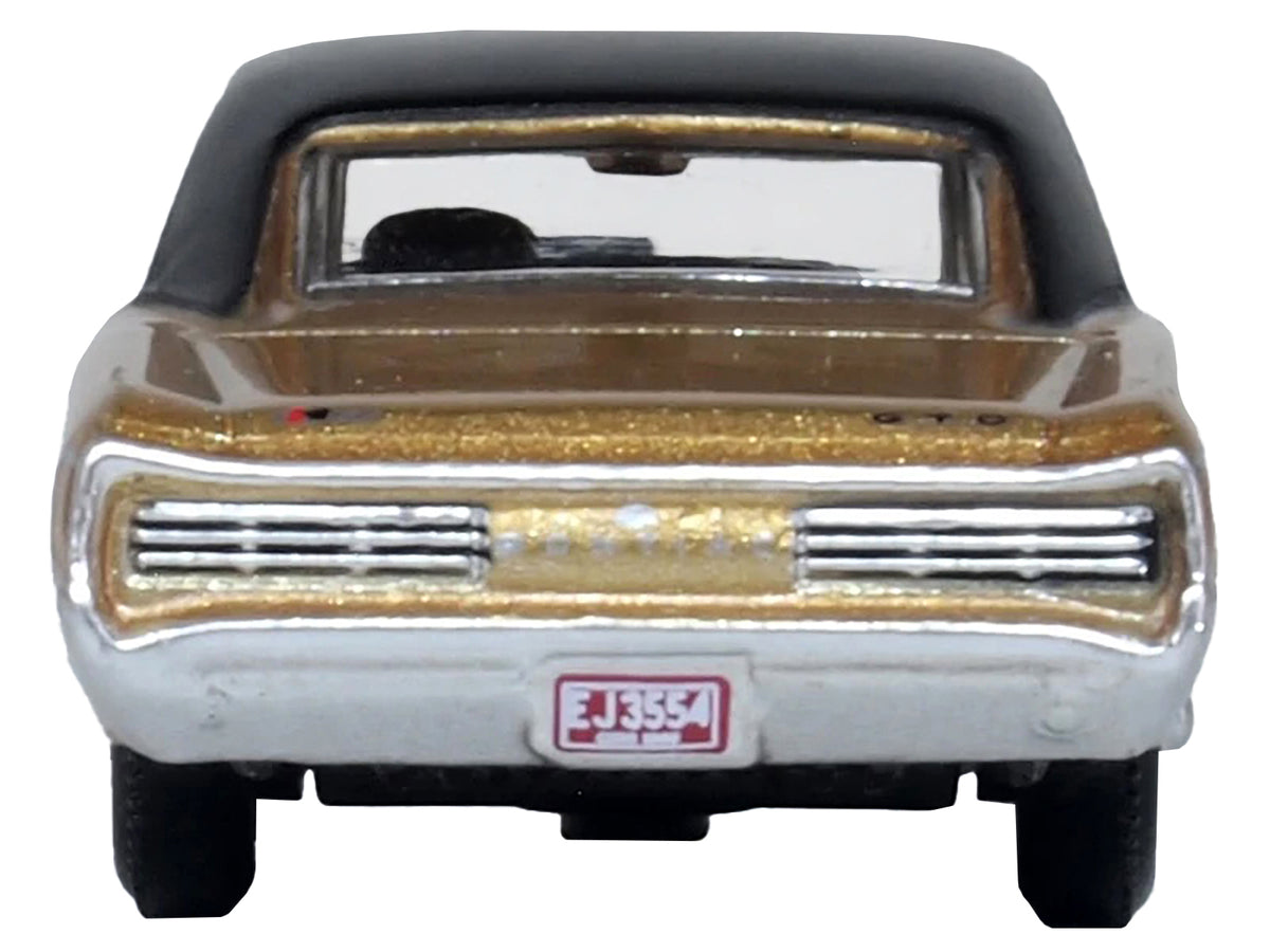 1966 Pontiac GTO Martinique Bronze Metallic with Black Top 1/87 (HO) Scale Diecast Model Car