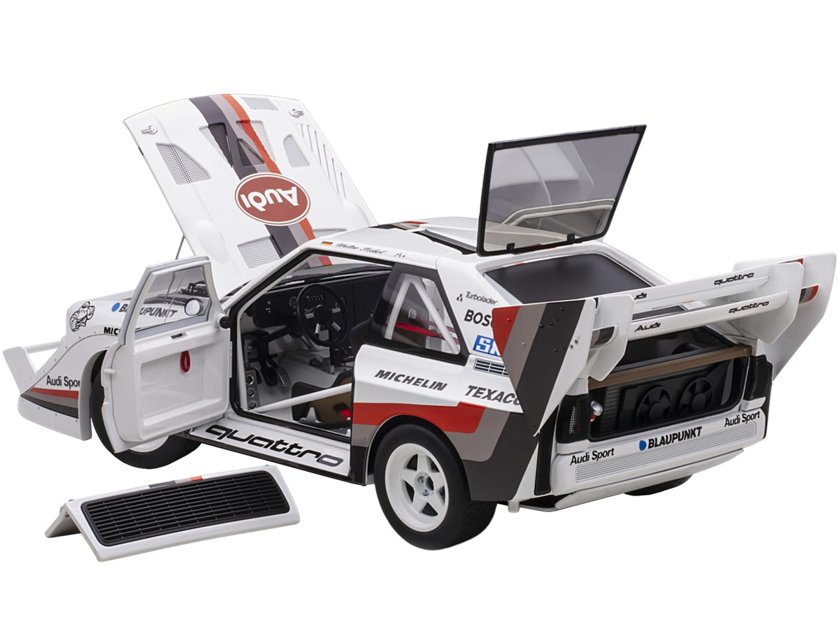 Audi Quattro S1 #1 Walter Roehrl Winner Pikes Peak (1987) 1/18 Model Car