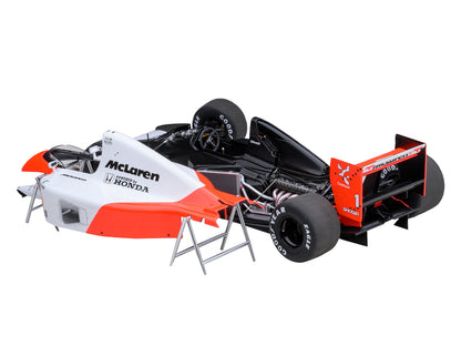 McLaren Honda MP4/6 #1 Ayrton Senna 2nd Place Formula One F1 Japanese GP (1991) (with McLaren Logo) 1/18 Model Car