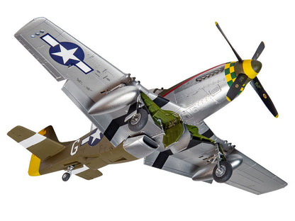 Level 2 Model Kit North American P-51D Mustang Fighter Aircraft with 2 Scheme Options 1/48 Plastic Model Kit