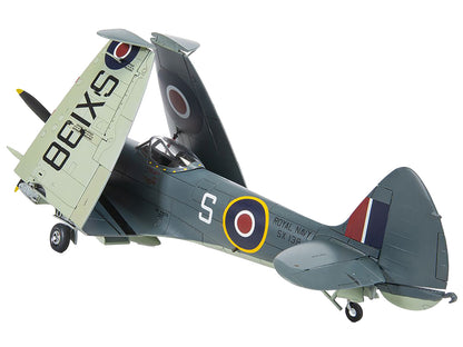 Level 3 Model Kit Supermarine Seafire F.XVII Fighter Aircraft with 3 Scheme Options 1/48 Plastic Model Kit