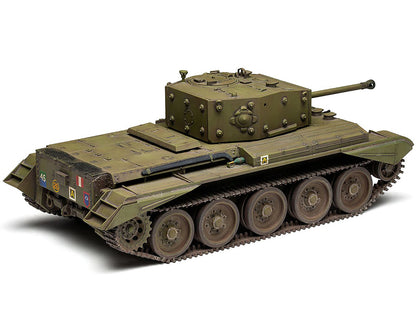 Level 3 Model Kit Cromwell Mk.IV / Mk.VI Cruiser Tank with 2 Scheme Options 1/35 Plastic Model Kit