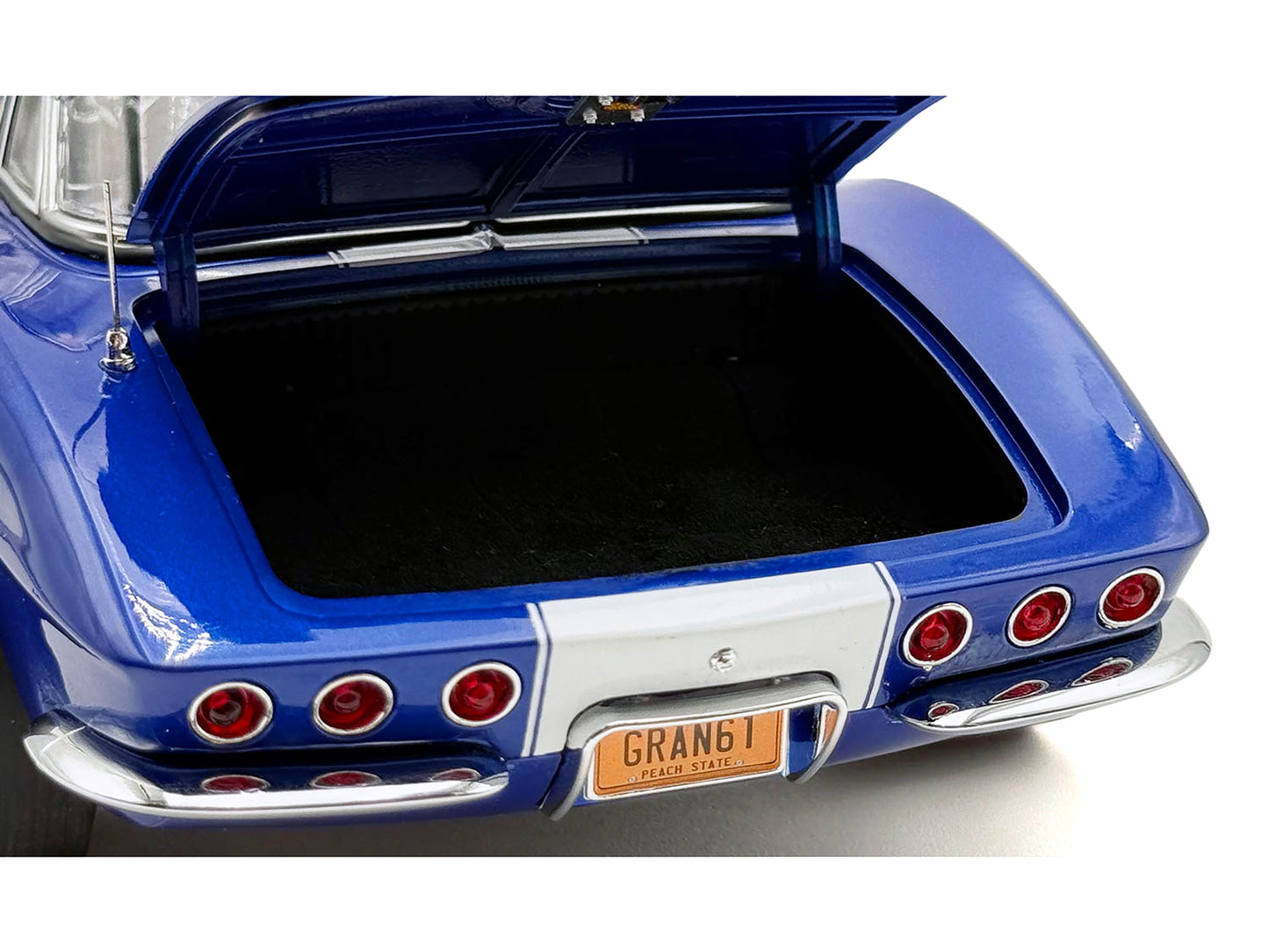 1961 Chevrolet Corvette Grand Sport Gasser Admiral Blue Metallic with White Stripe Limited Edition to 204 pieces Worldwide 1/18 Diecast Model Car