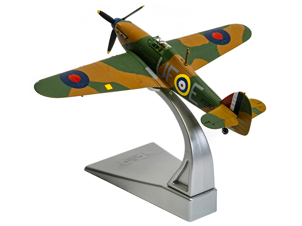 Hawker Hurricane Mk.I Fighter Aircraft "Pilot Officer William 'Billy' Fiske No. 601 Squadron Battle of Britain" (1940) British Royal Air Force "The Aviation Archive" Series 1/72 Diecast Model
