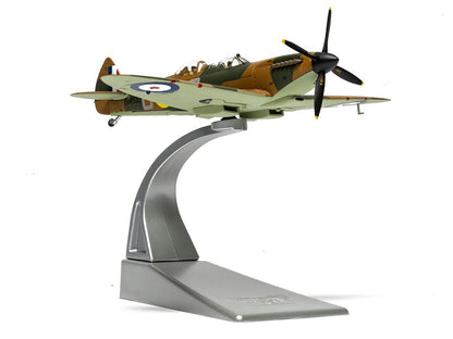 Supermarine Spitfire T.9 Aircraft "SM520 Spitfires.com Goodwood Aerodrome" British Royal Air Force "The Aviation Archive" Series 1/72 Diecast Model
