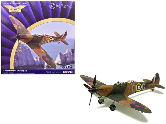 Supermarine Spitfire T.9 Aircraft "SM520 Spitfires.com Goodwood Aerodrome" British Royal Air Force "The Aviation Archive" Series 1/72 Diecast Model
