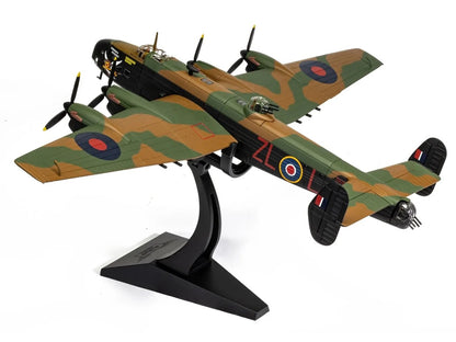 Handley Page Halifax MkV Bomber Aircraft "DK186 London’s Revenge - L for Lana No. 427 Squadron RAF Leeming" (1943) Royal Canadian Air Force "The Aviation Archive" Series 1/72 Diecast Model