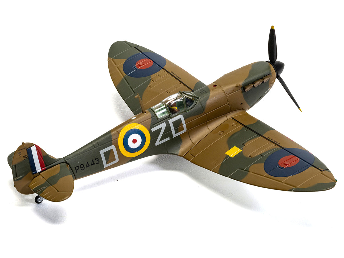 Supermarine Spitfire MkI Fighter Aircraft "P9443 ZD-D Flight Lieutenant Douglas Bader No. 222 Squadron Battle of Britain" (1940) Royal Air Force "The Aviation Archive" Series 1/72 Diecast Model