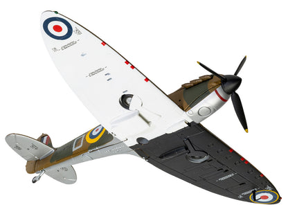 Supermarine Spitfire MkI Fighter Aircraft "P9443 ZD-D Flight Lieutenant Douglas Bader No. 222 Squadron Battle of Britain" (1940) Royal Air Force "The Aviation Archive" Series 1/72 Diecast Model