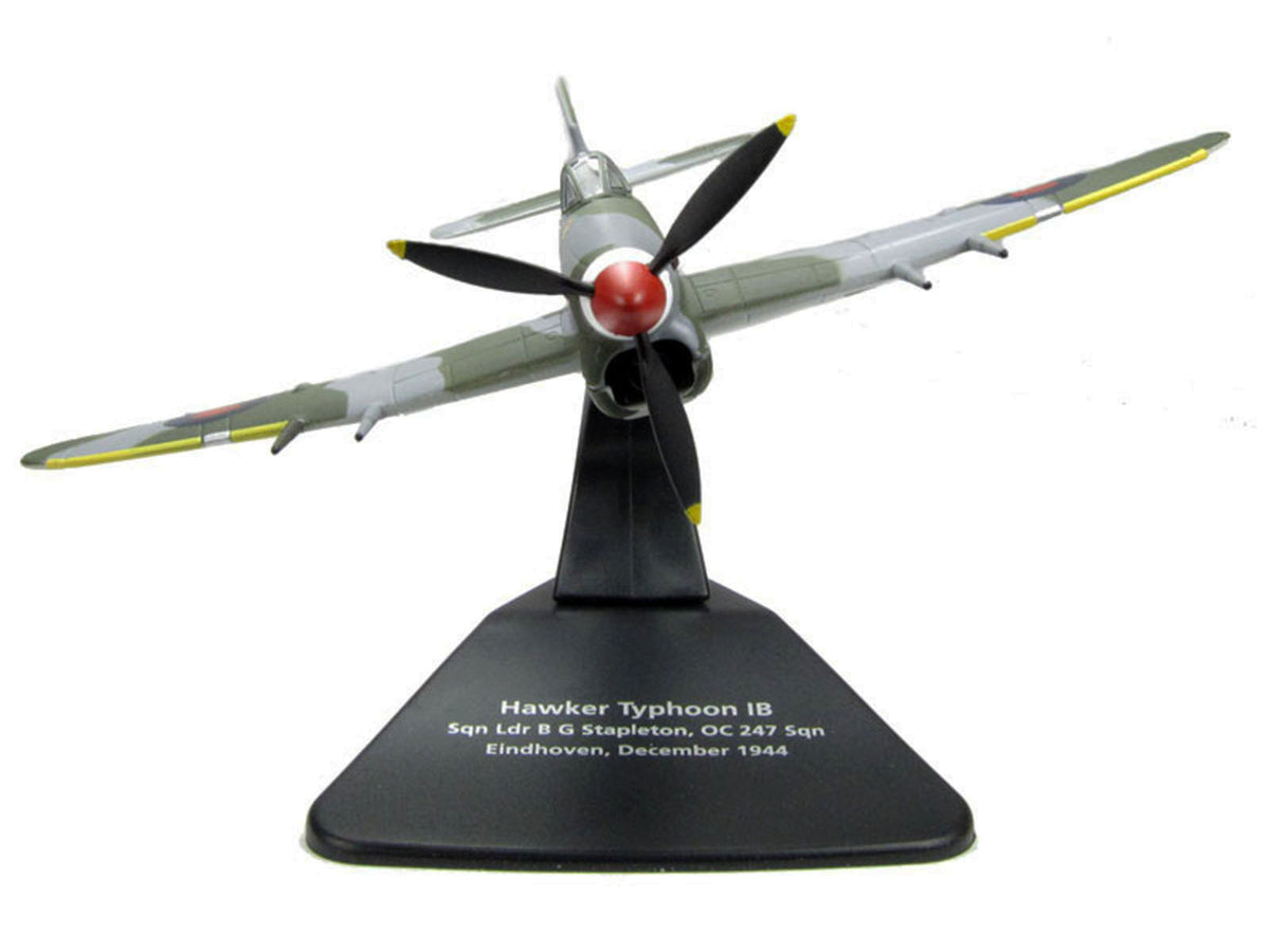 Hawker Typhoon Mk.IB Fighter-Bomber Aircraft "MP126 No.247 Squadron Gerald Stapleton RAF Eindhoven Holland" (1944) Royal Air Force "Oxford Aviation" Series 1/72 Diecast Model Airplane