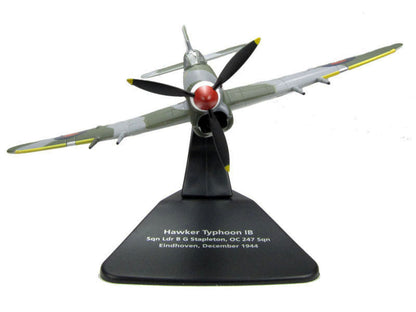 Hawker Typhoon Mk.IB Fighter-Bomber Aircraft "MP126 No.247 Squadron Gerald Stapleton RAF Eindhoven Holland" (1944) Royal Air Force "Oxford Aviation" Series 1/72 Diecast Model Airplane
