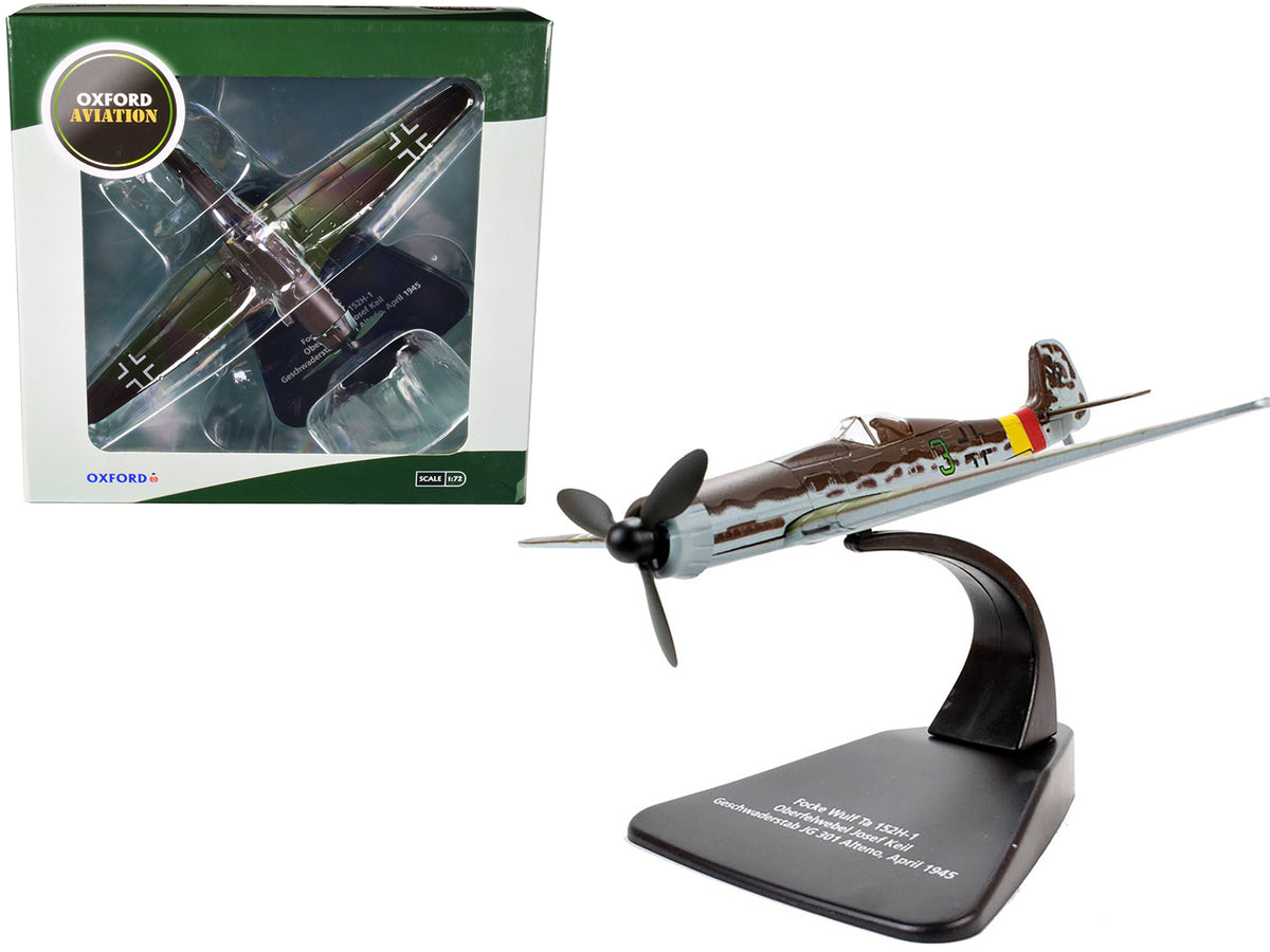 Focke-Wulf Ta 152 H-1 Fighter Plane Pilot: Oberfelwebel Josef Keil Geschwaderstab JG 301 Alteno April (1945) "Oxford Aviation" Series 1/72 Diecast Model Airplane