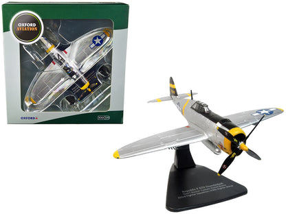 Republic P-47D Thunderbolt Fighter Plane USAAF "Captain Daniel Boone 333rd Fighter Squadron 318th Fighter Group" "Oxford Aviation" Series 1/72 Diecast Model Airplane