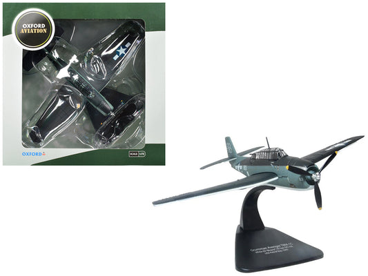 Grumman Avenger TBM-1C Aircraft "White 83 Blopsy VC-76 Petrof Bay" (1945) United States Navy "Oxford Aviation" 1/72 Diecast Model Airplane