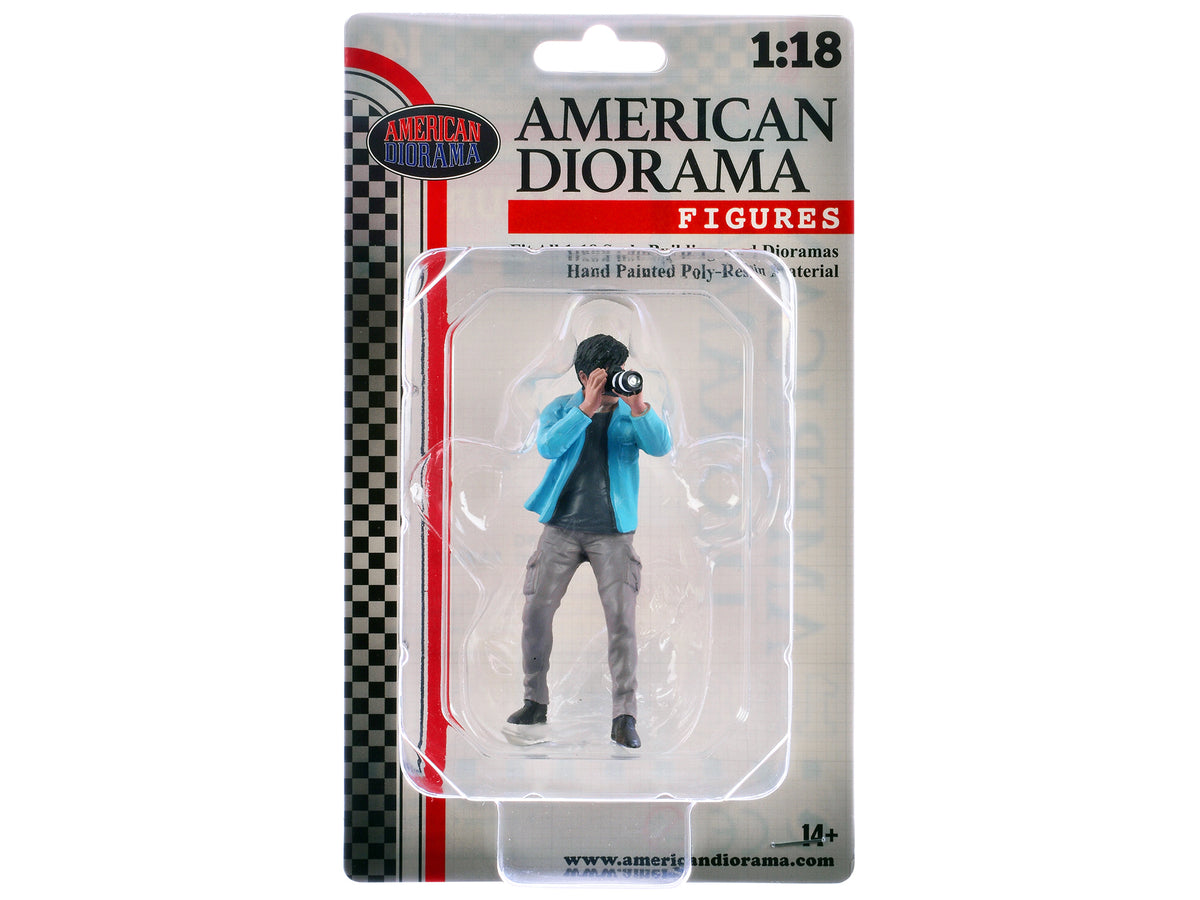 "Photographers" Figure #1 for 1/18 Scale Models