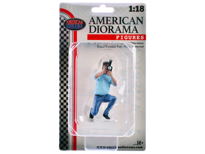 "Photographers" Figure #3 for 1/18 Scale Models