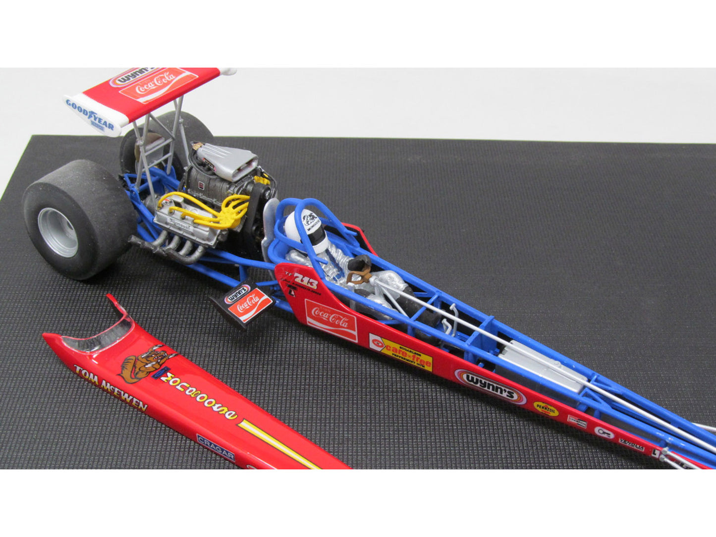 Skill 2 Model Kit Tom McEwen's "Mongoose" Rear Engine Dragster 1/24 Scale Model