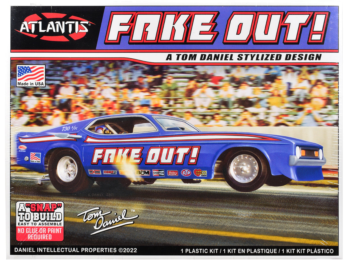 Model Kit Tom Daniel's "FAKE OUT!" Classic Funny Car (Snap-to-Build) 1/32 Scale Model