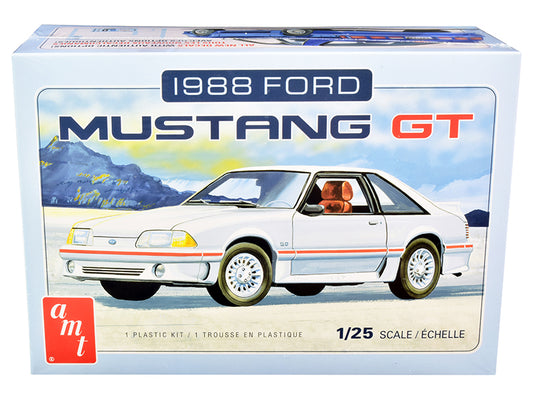 Skill 2 Model Kit 1988 Ford Mustang GT 1/25 Scale Model