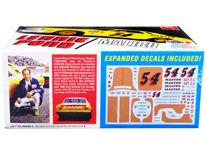 Skill 2 Model Kit 1974 Chevrolet Malibu Stock Car #54 Lennie Pond 1/25 Scale Model