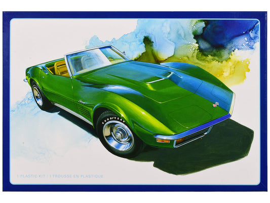 Skill 2 Model Kit 1972 Chevrolet Corvette Roadster 1/25 Scale Model