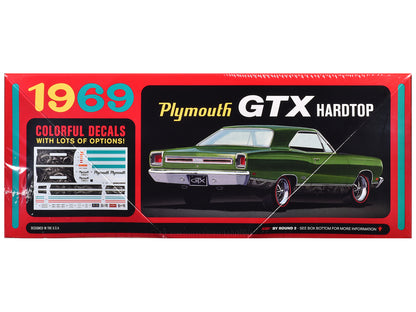 Skill 2 Model Kit 1969 Plymouth GTX Hardtop 1/25 Scale Model