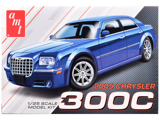 Skill 2 Model Kit 2005 Chrysler 300C 1/25 Scale Model