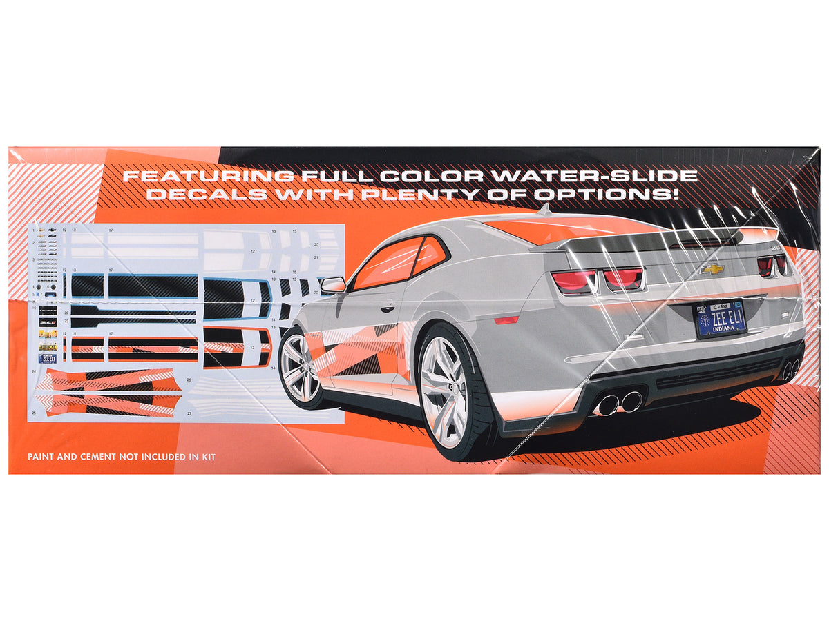 Skill 2 Model Kit 2013 Chevrolet Camaro ZL1 1/25 Scale Model