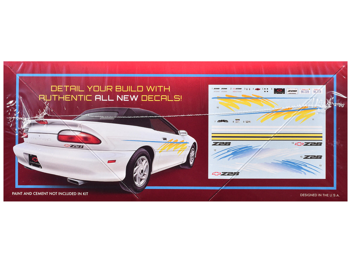 Skill 2 Model Kit 1996 Chevrolet Camaro Z28 Convertible 1/25 Scale Model