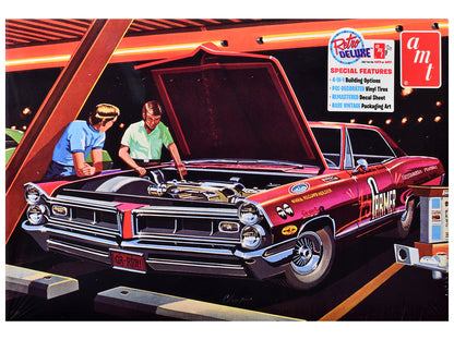 Skill 2 Model Kit of 1965 Pontiac Grand Prix Show 'N' Go 1/25 Scale Model