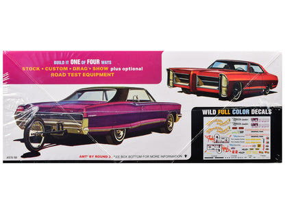 Skill 2 Model Kit of 1965 Pontiac Grand Prix Show 'N' Go 1/25 Scale Model