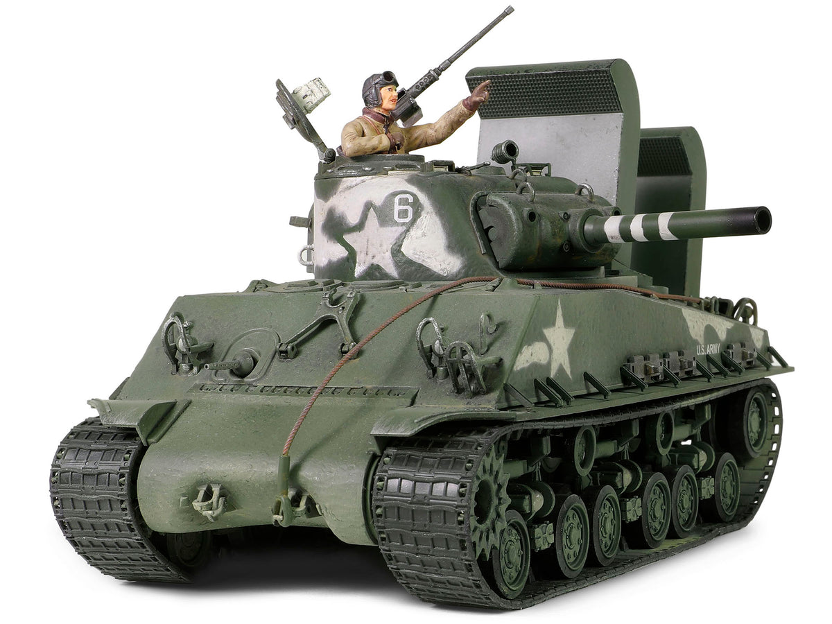 Sherman M4 (105) Howitzer Medium Tank "US Army 711th Tank Battalion Okinawa" (1945) "Engine Plus" Series 1/32 Diecast Model