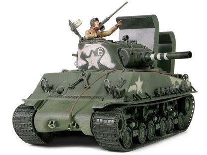 Sherman M4 (105) Howitzer Medium Tank "US Army 711th Tank Battalion Okinawa" (1945) "Engine Plus" Series 1/32 Diecast Model