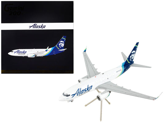 Boeing 737-700BDSF Commercial Aircraft "Alaska Air Cargo" White with Blue Tail "Gemini 200" Series 1/200 Diecast Model Airplane