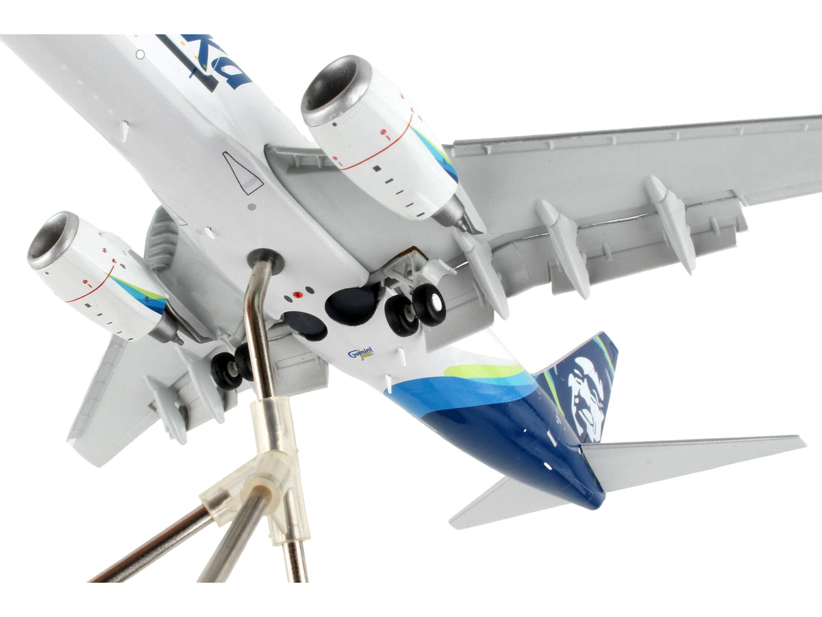 Boeing 737-700BDSF Commercial Aircraft with Flaps Down "Alaska Air Cargo" White with Blue Tail "Gemini 200" Series 1/200 Diecast Model Airplane