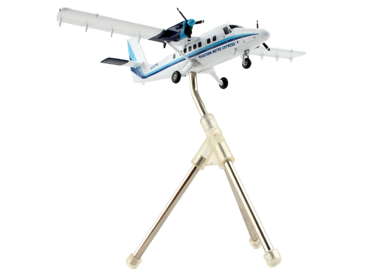 De Havilland DHC-6-200 Commercial Aircraft "Eastern Air Lines - Metro Express" White with Blue Stripes "Gemini 200" Series 1/200 Diecast Model Airplane