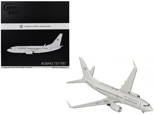 Boeing 737-700 Transport Aircraft "Fuerza Aerea Argentina (Air Force)" (T-99) Gray "Gemini 200" Series 1/200 Diecast Model Airplane