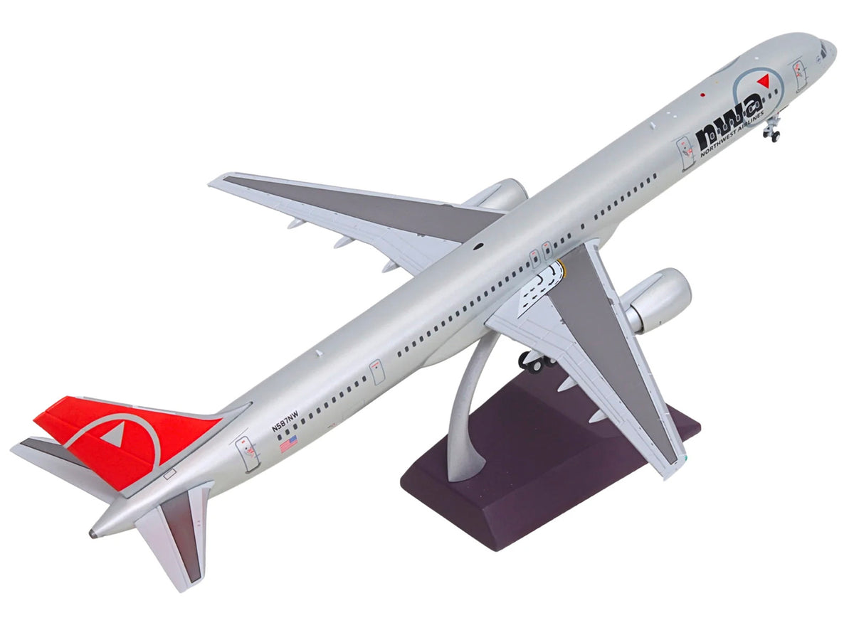 Boeing 757-300 Commercial Aircraft "Northwest Airlines" (N587NW) Silver with Red Tail "Gemini 200" Series 1/200 Diecast Model
