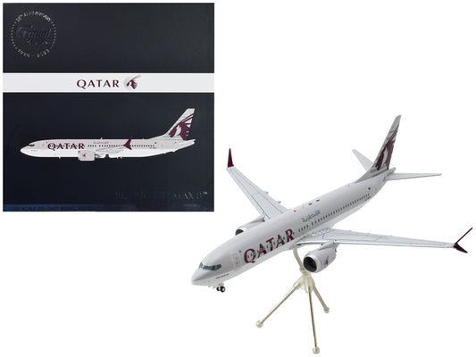 Boeing 737 MAX 8 Commercial Aircraft "Qatar Airways" Gray and White with Tail Graphics "Gemini 200" Series 1/200 Diecast Model Airplane