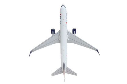 Boeing 767-300ER Commercial Aircraft "Delta Air Lines" (N199DN) White with Red and Blue Tail 1/400 Diecast Model