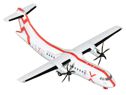 ATR 42-600 Commercial Aircraft "JSX" (N400JX) White with Red Stripes 1/400 Diecast Model Airplane